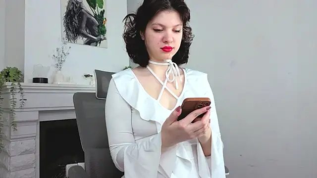 Baby Evalena online show from March 2026 05:11:01 AM