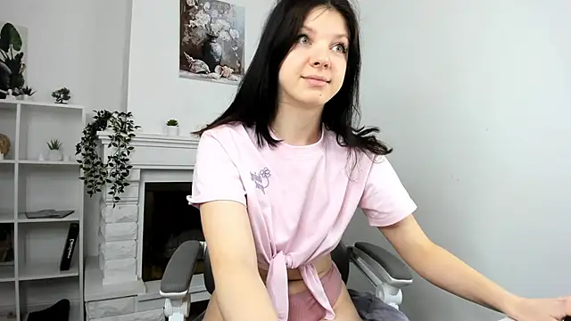 Baby Evalena online show from September 2025 05:14:01 AM