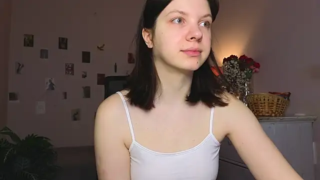 Baby Evalena online show from April 2026 06:17:01 AM
