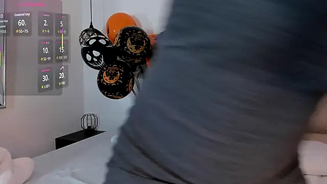 Rose Evans   online show from October 2025 04:02:02 AM