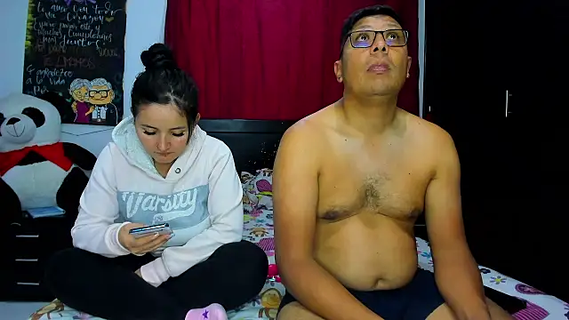 Ari And Abdie online show from October 2025 02:39:01 PM