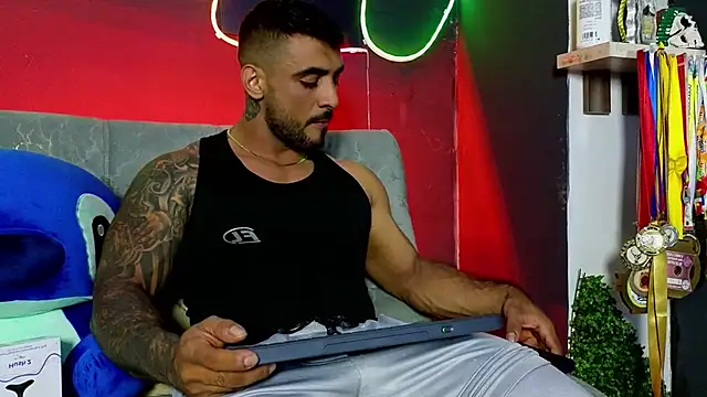 ERIC HARRISON online show from February 2026 01:50:01 AM