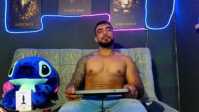 ERIC HARRISON online show from November 2025 02:15:02 AM