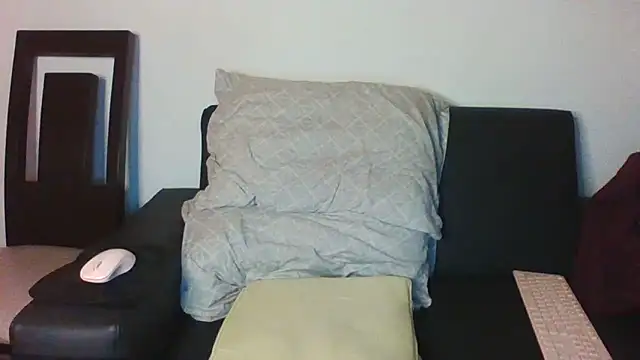 thekelliecapri online show from April 2026 03:35:01 AM