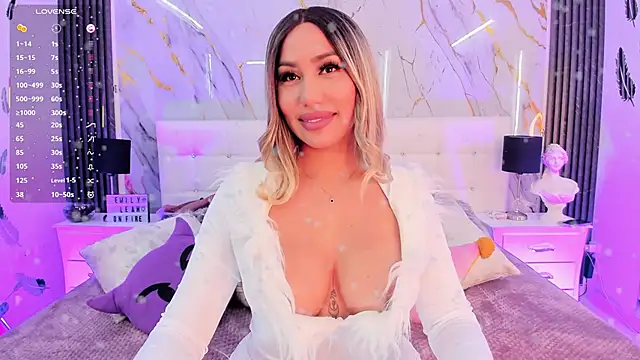 EmilyLeah  online show from January 2026 04:25:02 PM