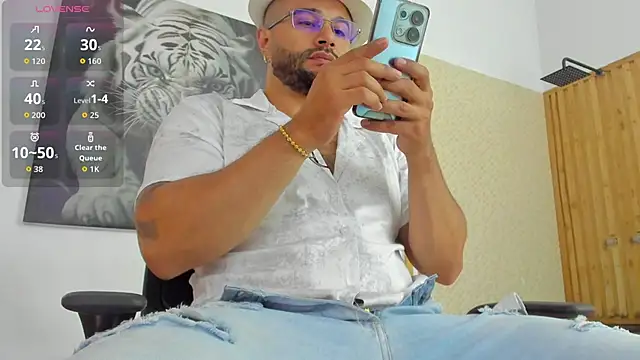 Luke  09 online show from September 2025 11:09:02 AM
