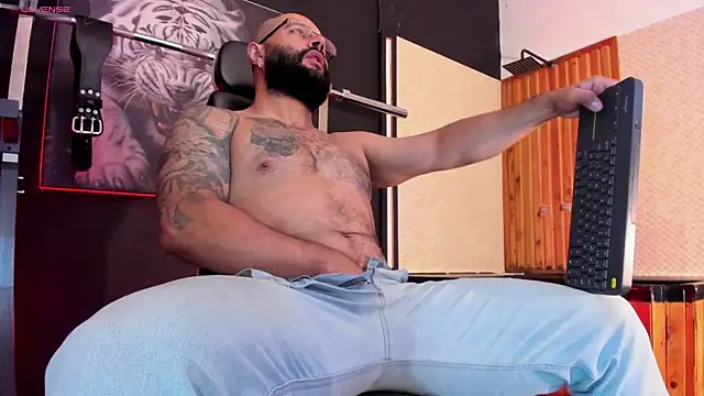 Luke  09 online show from April 2026 12:17:02 PM