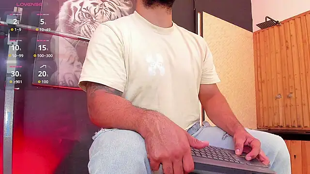 Snapshot of Luke__09 chatting on November 2025 11:20:02 AM Luke 09 online show from November 2025 11:20:02 AM