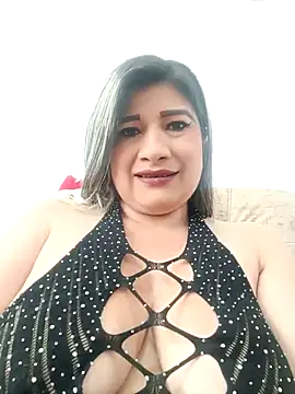 Hannahcandyy online show from December 2025 03:29:02 PM