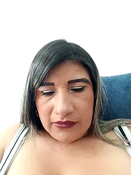 Hannahcandyy online show from March 2026 06:43:01 PM