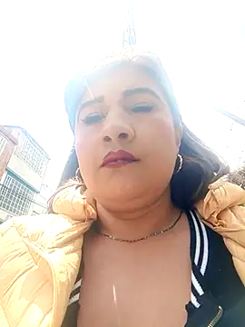 Hannahcandyy online show from June 2026 06:24:02 PM
