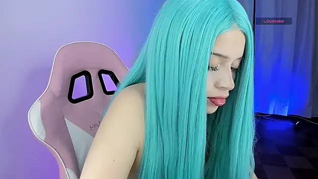 Kendall Bunnyy online show from April 2026 06:54:01 PM