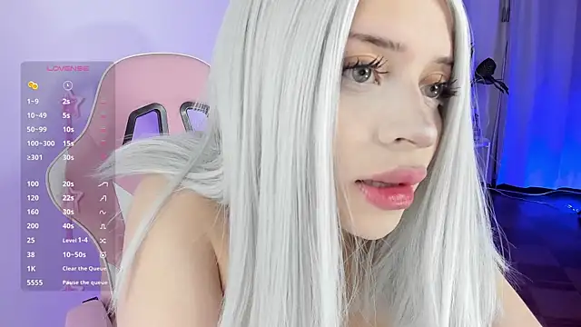 Kendall Bunnyy online show from April 2026 09:28:01 PM