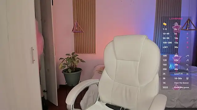 Kendall Bunnyy online show from January 2026 06:36:02 PM