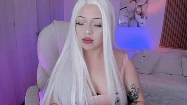 Kendall Bunnyy online show from March 2025 08:03:02 PM