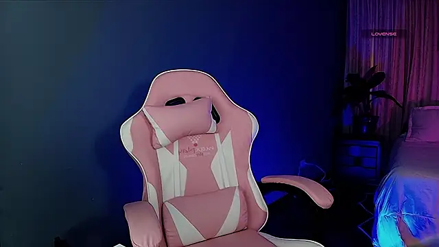 Kendall Bunnyy online show from February 2026 07:46:01 PM