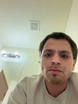 Reezy21stst online show from November 2025 03:10:01 AM