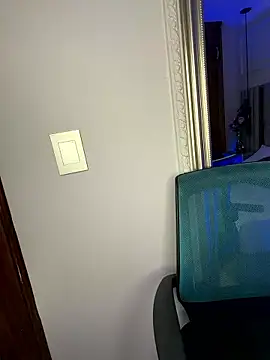 Snapshot of Lola_King chatting on April 2026 04:46:01 AM Lola King online show from April 2026 04:46:01 AM