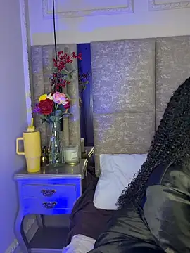 Lola King online show from February 2026 03:41:01 AM