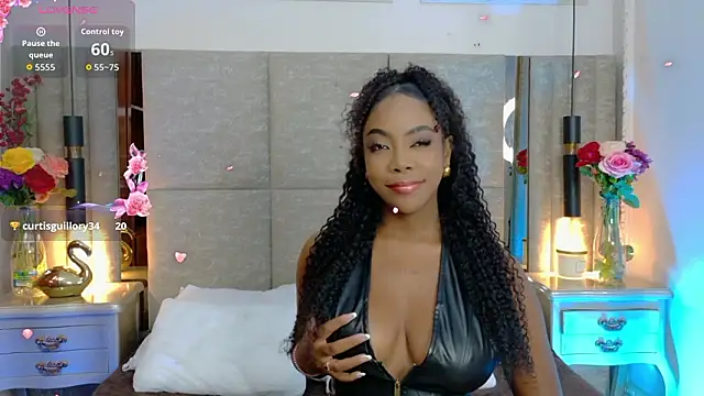 Snapshot of Lola_King chatting on March 2026 03:45:01 AM Lola King online show from March 2026 03:45:01 AM