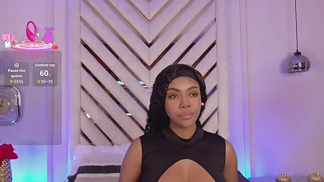 Lola King online show from June 2026 05:41:02 AM