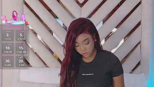 Lola King online show from May 2026 11:33:02 PM