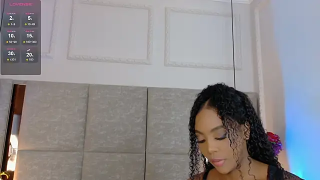 Snapshot of Lola_King chatting on April 2026 04:19:01 AM Lola King online show from April 2026 04:19:01 AM