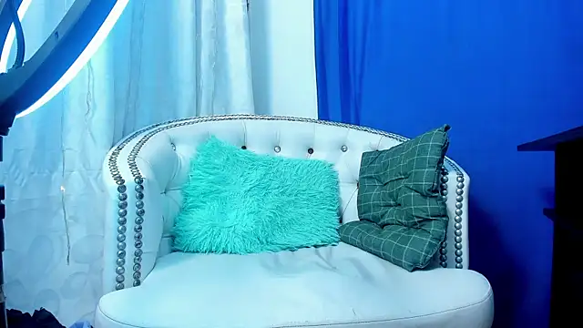 Little Peeter online show from January 2025 12:17:01 AM