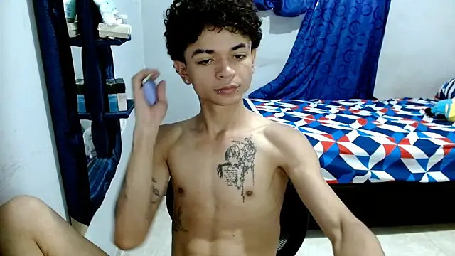 Snapshot of Lovebeng_ chatting on February 2025 10:09:02 PM Lovebeng  online show from February 2025 10:09:02 PM