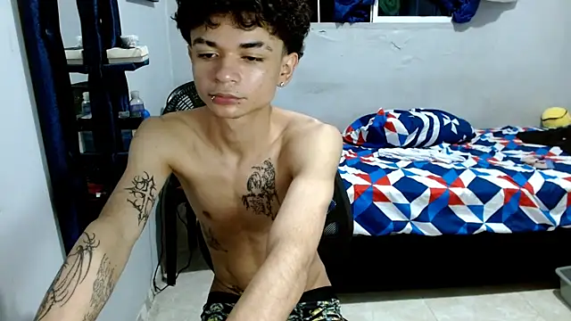 Snapshot of Lovebeng_ chatting on February 2025 06:30:01 AM Lovebeng  online show from February 2025 06:30:01 AM