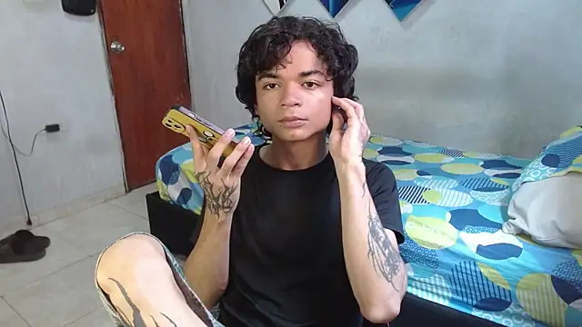 Lovebeng  online show from April 2026 08:21:01 PM