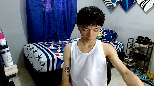Snapshot of Lovebeng_ chatting on January 2025 08:29:01 PM Lovebeng  online show from January 2025 08:29:01 PM