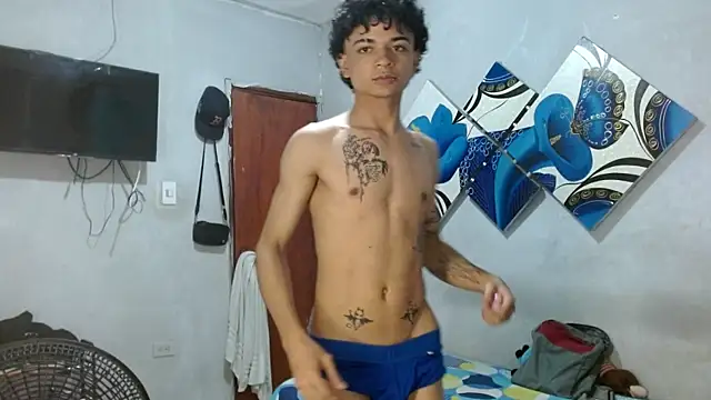 Snapshot of Lovebeng_ chatting on October 2025 12:33:01 AM Lovebeng  online show from October 2025 12:33:01 AM