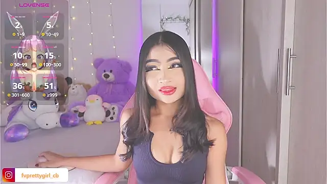 Snapshot of urfavprettygirl chatting on October 2025 07:21:02 AM urfavprettygirl online show from October 2025 07:21:02 AM