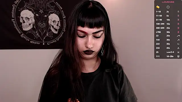 Snapshot of Little-Lucifer chatting on October 2025 01:57:01 AM Little-Lucifer online show from October 2025 01:57:01 AM