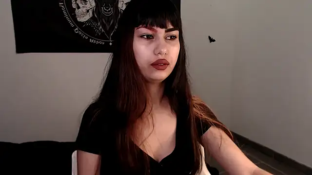 Snapshot of Little-Lucifer chatting on December 2025 10:44:01 PM Little-Lucifer online show from December 2025 10:44:01 PM