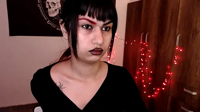 Little-Lucifer online show from March 2026 09:41:01 PM