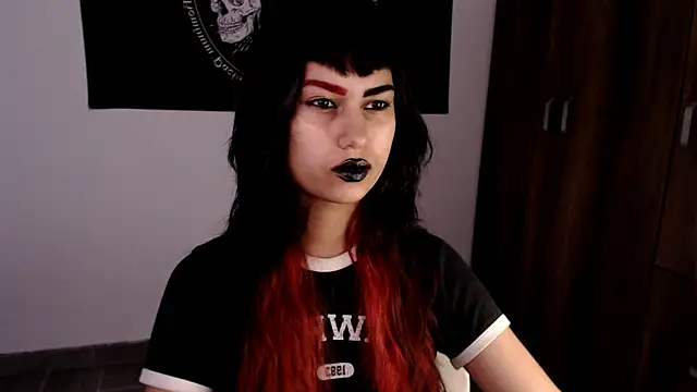 Little-Lucifer online show from January 2026 10:02:02 PM