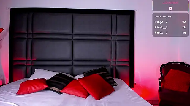 Snapshot of SaraDreamss chatting on February 2026 01:20:02 PM SaraDreamss online show from February 2026 01:20:02 PM