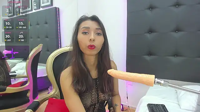 Snapshot of SaraDreamss chatting on February 2025 12:03:01 AM SaraDreamss online show from February 2025 12:03:01 AM