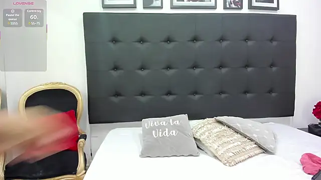 Snapshot of SaraDreamss chatting on March 2025 09:17:01 PM SaraDreamss online show from March 2025 09:17:01 PM