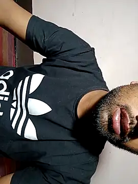 Snapshot of Fucker_boy_1 chatting on March 2025 02:39:01 PM Fucker boy 1 online show from March 2025 02:39:01 PM