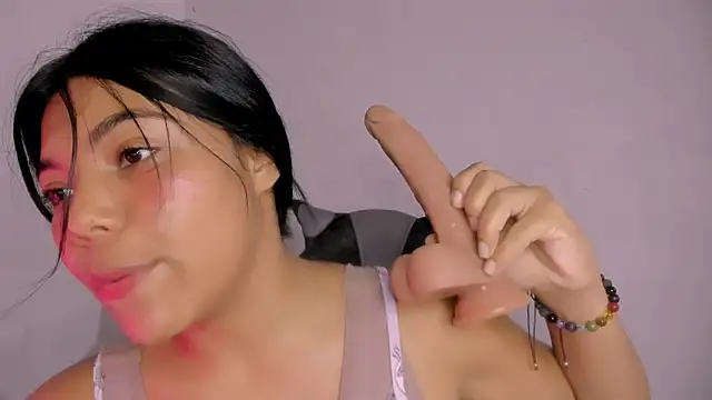 veky saliva01 online show from April 2026 02:12:01 PM