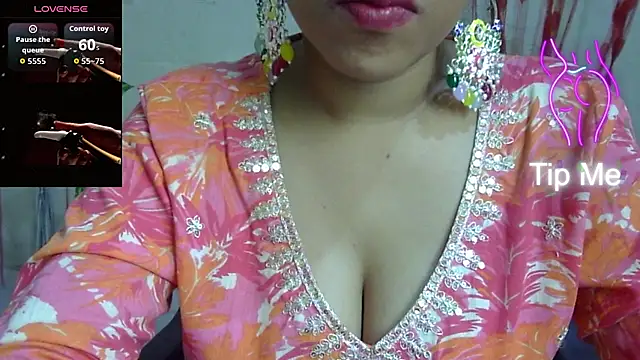 Snapshot of Preeti-Sexy chatting on October 2025 05:39:02 AM Preeti-Sexy online show from October 2025 05:39:02 AM
