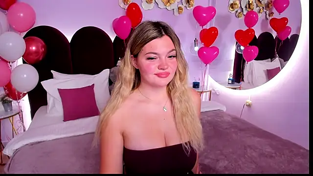 ZaraBloom online show from November 2025 03:22:02 AM