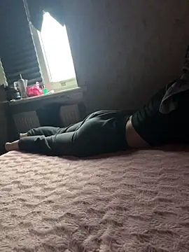 Artur6663 online show from November 2025 07:34:02 AM