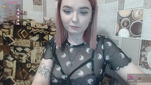 Snapshot of twinkling_melon chatting on January 2025 06:10:02 PM twinkling melon online show from January 2025 06:10:02 PM