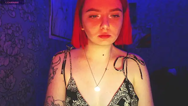 Snapshot of twinkling_melon chatting on February 2025 04:20:01 PM twinkling melon online show from February 2025 04:20:01 PM