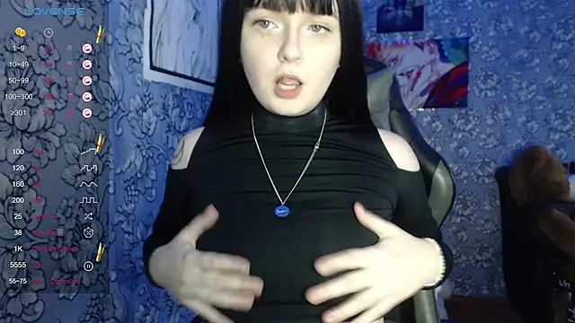 Snapshot of twinkling_melon chatting on January 2025 08:40:02 AM twinkling melon online show from January 2025 08:40:02 AM