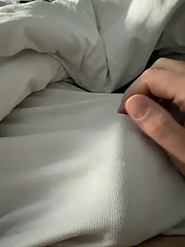 tiou72 online show from March 2026 07:48:01 AM